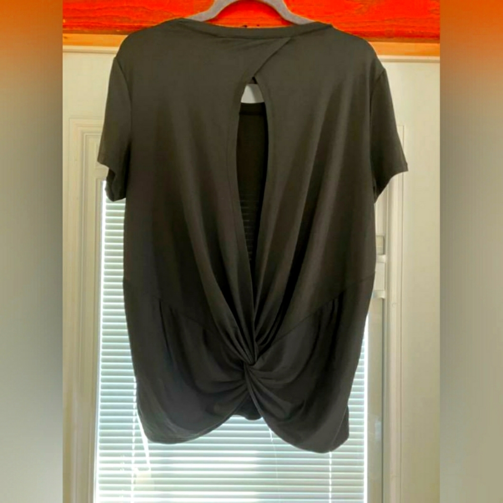 Workout top